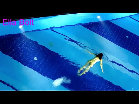 ❤️ Je ne peux pas m'arrêter de regarder, jeune blonde prise en train de nager nue dans la piscine de la station ELLA BOLT. Porno beau at porn fr.pornochaturbate.ru ﹏